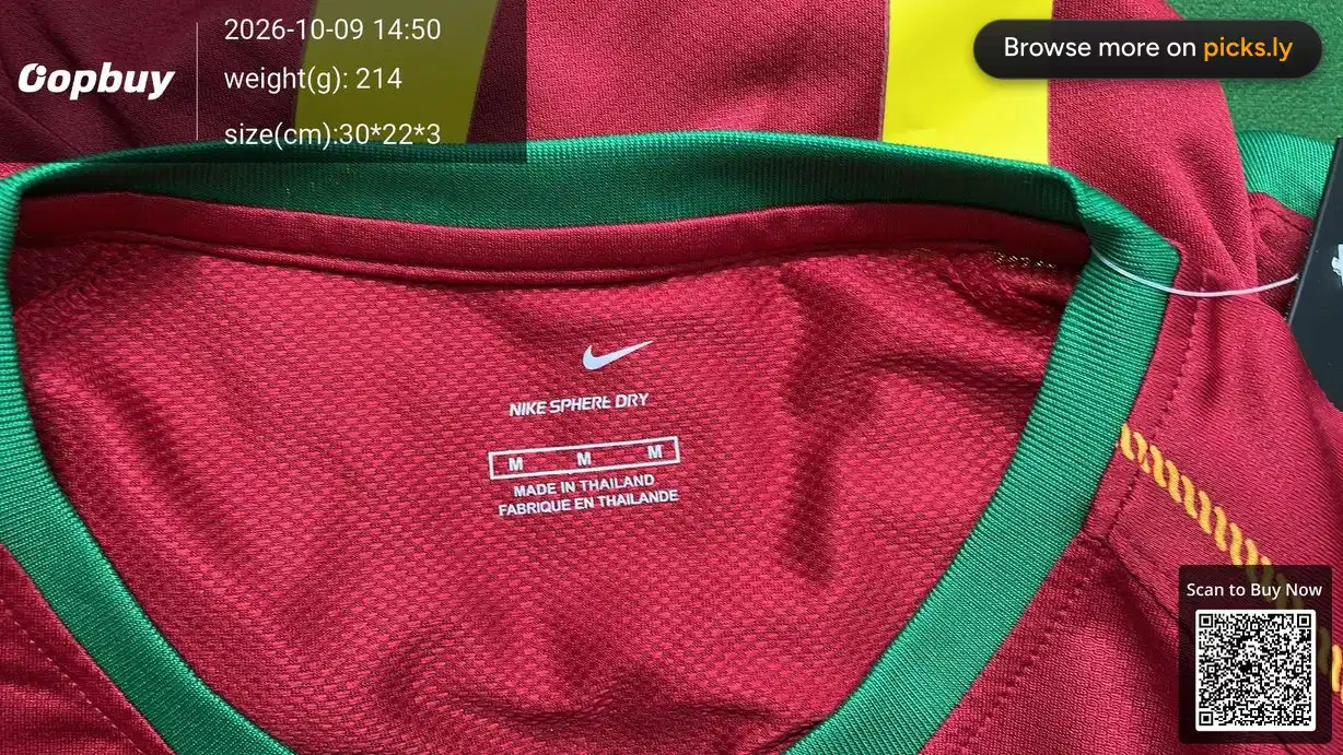 Retro Manchester United Barcelona Real Madrid Ac Portugal West Ham United Brazil Football Uniform with Printed Number QC photo 1