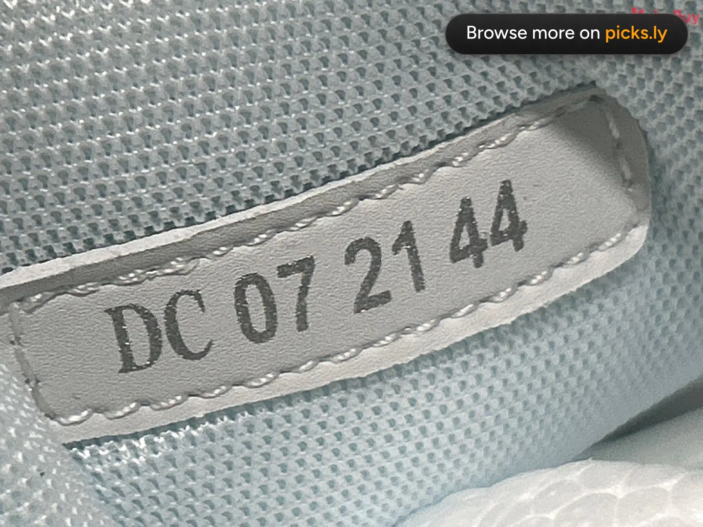 Dior B30 Dior mesh fabric low cut sports and leisure shoes produced by a large factory in Guangdong QC photo 8